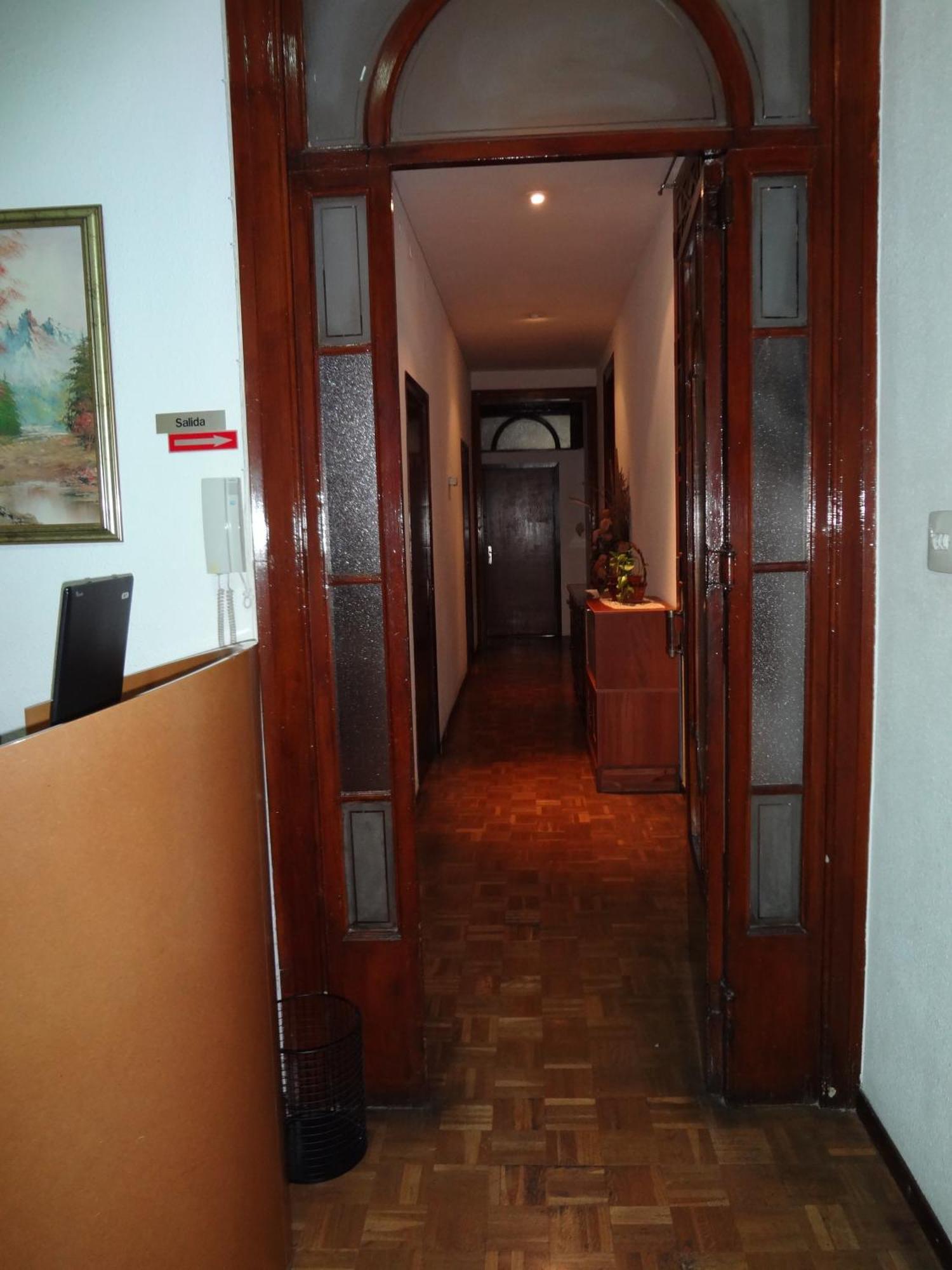 Hostal Lima Barcelona Buitenkant foto