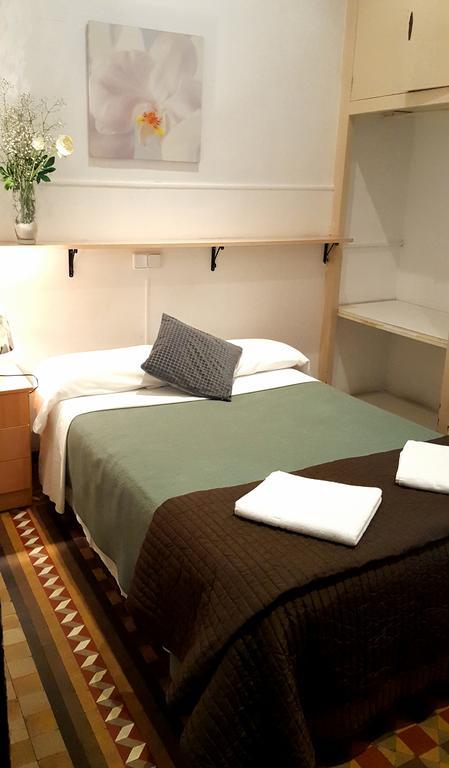 Hostal Lima Barcelona Buitenkant foto